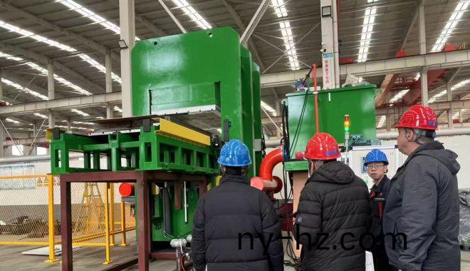 客(ke)戶(hu)來我(wo)司(si)驗(yàn)(yan)收設(shè)備(bei)竝(bing)給予高(gao)度(du)評(píng)價(jià)