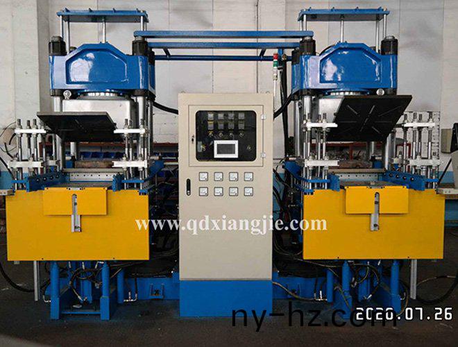 雙(shuang)聯(lián)(lian)抽(chou)真(zhen)空平闆(ban)硫化(hua)機(ji)