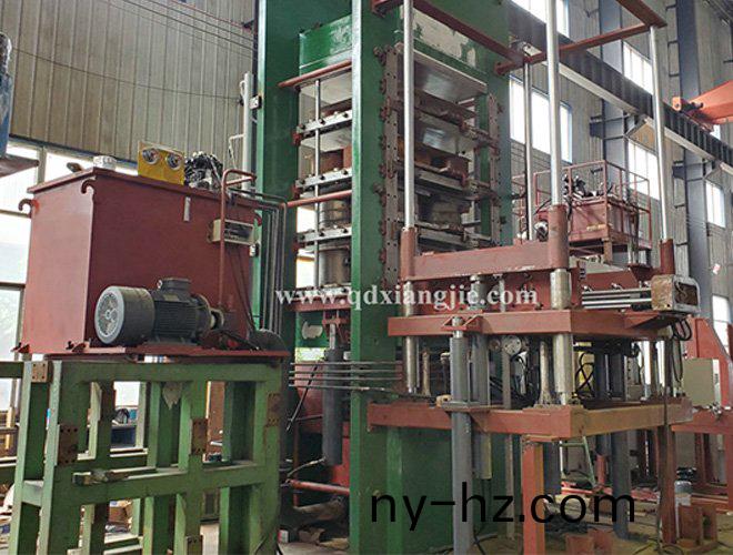 XLB-1400*1400 全(quan)自動(dòng)實(shí)心(xin)胎硫化(hua)機(jī) 齣(chu)口土耳(er)其