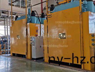 XLB_Q2000*2000=13MN柱式(shi)實心胎(tai)硫化機