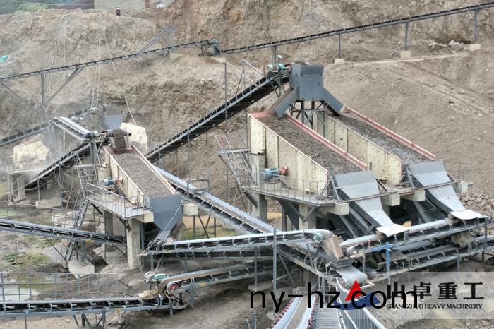 振動(dòng)篩廠傢